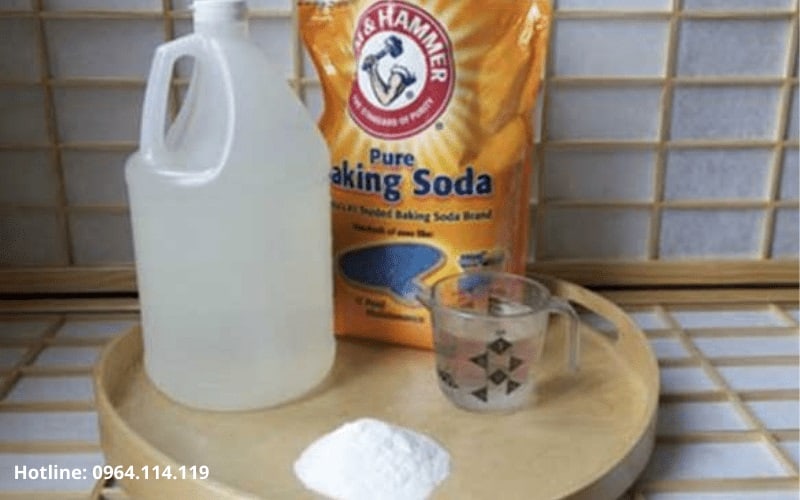 Cách thông cống nghẹt tại nhà bằng baking soda và giấm trắng